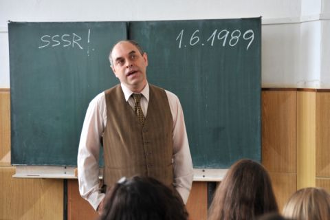 Probudím se včera (10)